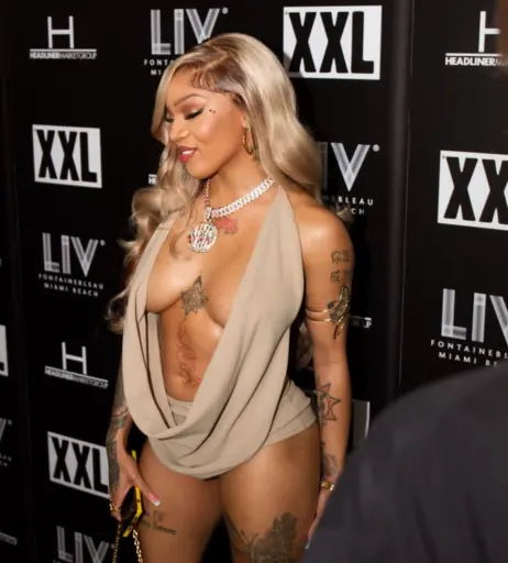 Image 4360471 from glorilla