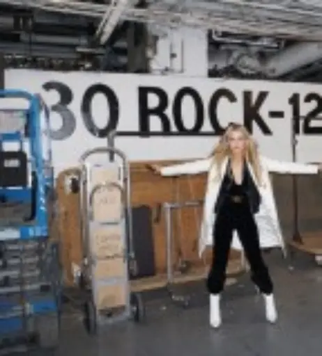 Image 4360684 from Kathryn Newton