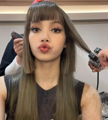 Image 4369739 from Lisa | BLΛƆKPIИK (Blackpink)