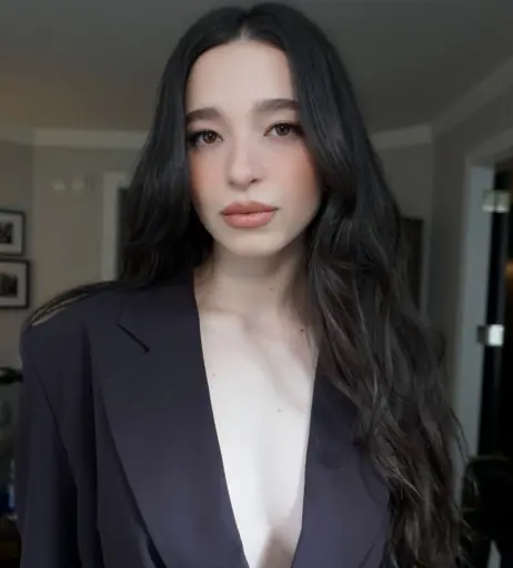 Image 4369112 from Mikey Madison