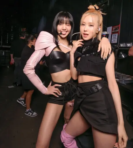 Image 4368787 from Lisa | BLΛƆKPIИK (Blackpink)