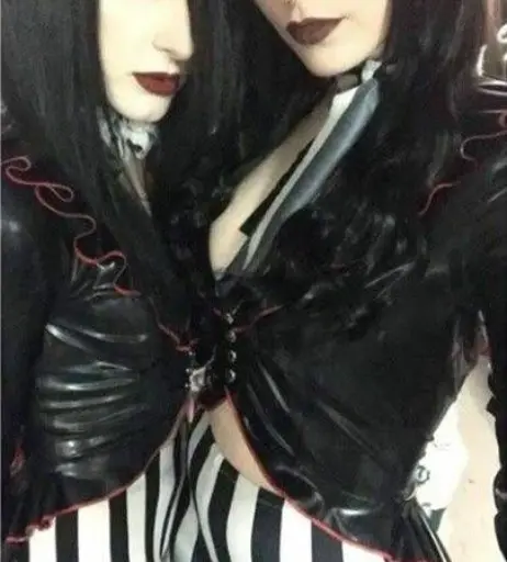 Image 4368986 from Women of Metal