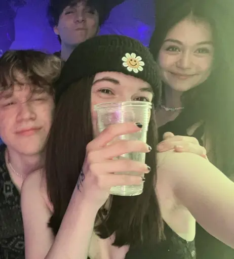 Image 4357540 from Aimsey