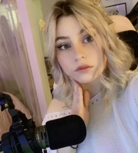 Image 4357104 from LoLotus | LewdLolo