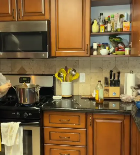 Image 4351212 from Sereda