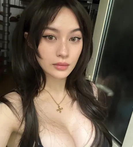 Image 4350744 from JadeyAnh | vylerria