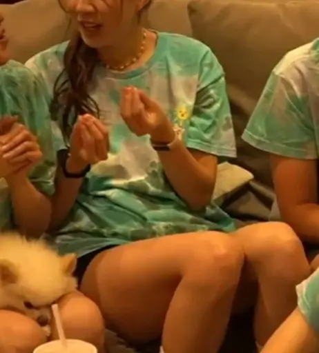 Image 4344113 from Fuslie (Leslie)