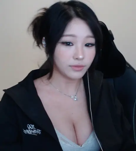 Image 4336629 from Kang Hee Yoon / Hyoon / Aikuros