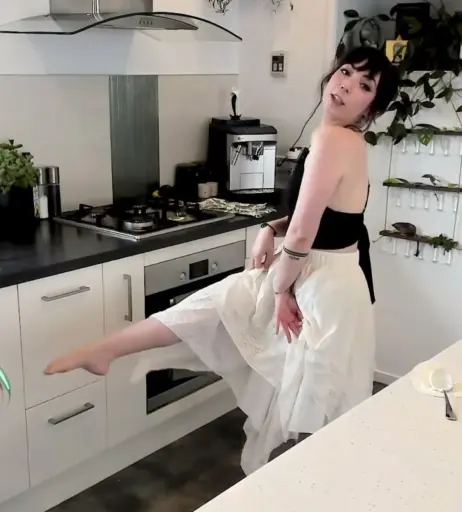 Image 4332538 from Layna lazar