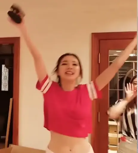 Image 4338246 from Fuslie (Leslie)