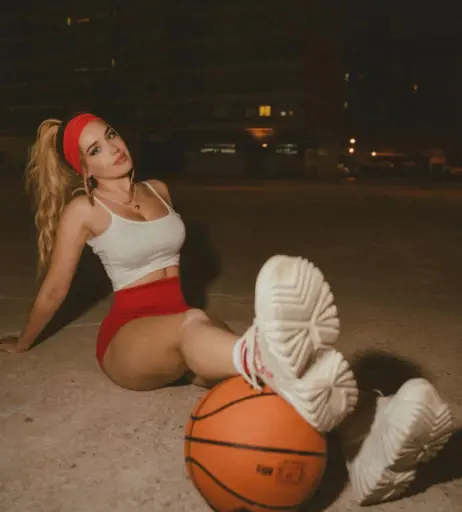 Image 4325178 from llunaclark