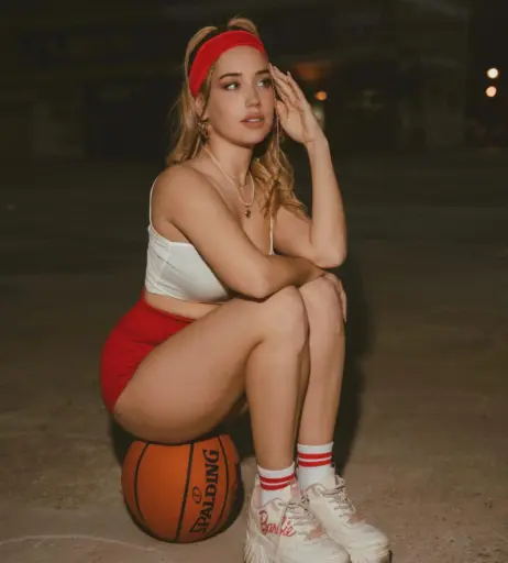 Image 4325365 from llunaclark