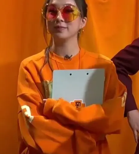 Image 4326237 from Fuslie (Leslie)