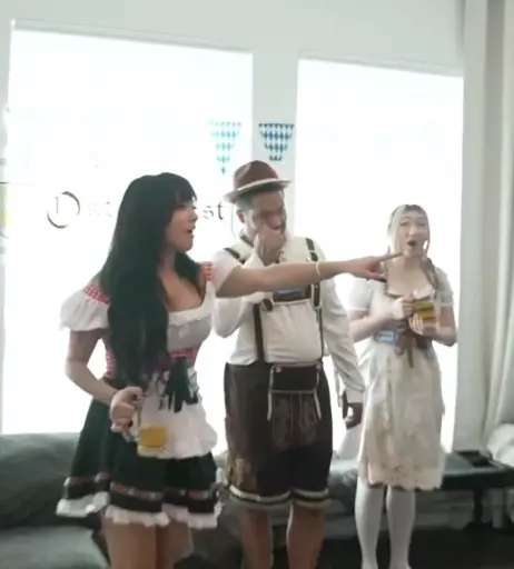 Image 4322204 from Cinnabrit