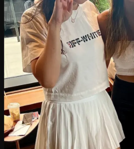 Image 4320054 from Fuslie (Leslie)