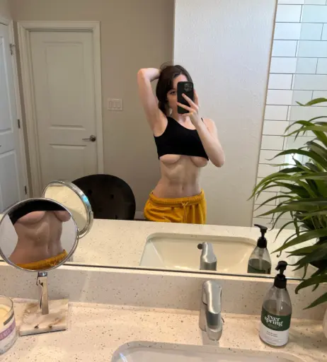 Image 4329347 from Emmia