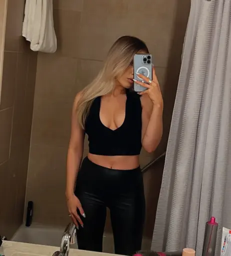 Image 4317339 from Em3rome