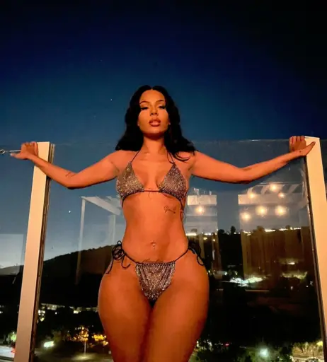 Image 431436 from Amirah Dyme