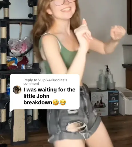 Image 4311668 from Lyssaurora