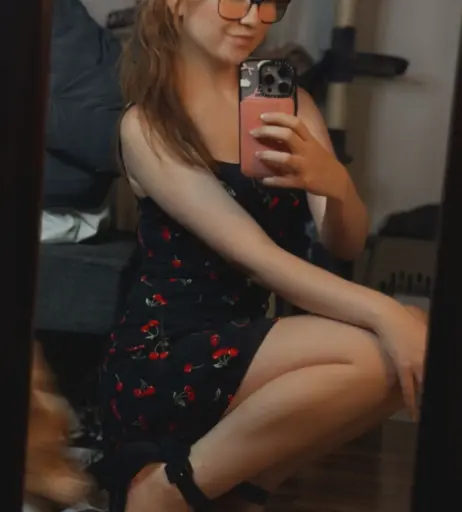 Image 4310396 from Lyssaurora