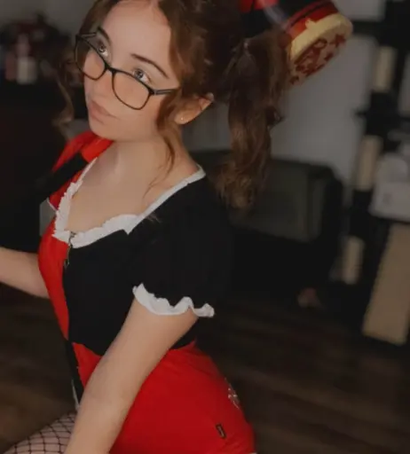 Image 4306564 from Lyssaurora