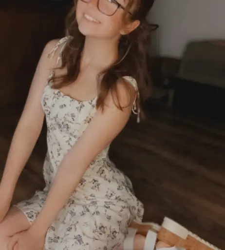 Image 4300286 from Lyssaurora