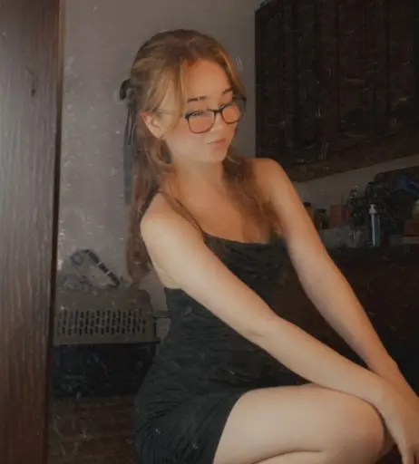 Image 4309910 from Lyssaurora