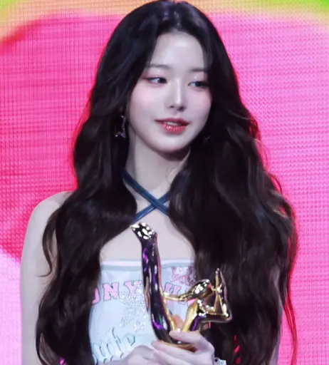 Image 4857211 from Jang Won-young / 장원영 WONYOUNG