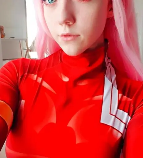 Image 4851987 from Elles