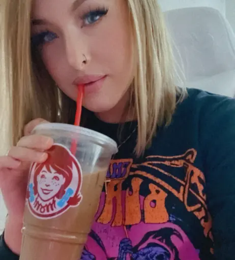 Image 485330 from Mickaela West