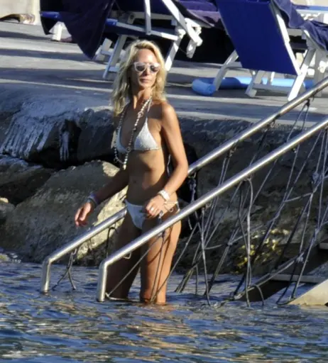 Image 4859223 from Lady Victoria Hervey