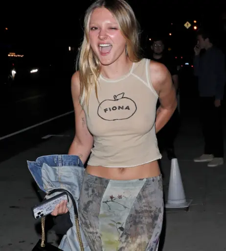 Image 4846548 from Charlotte Lawrence