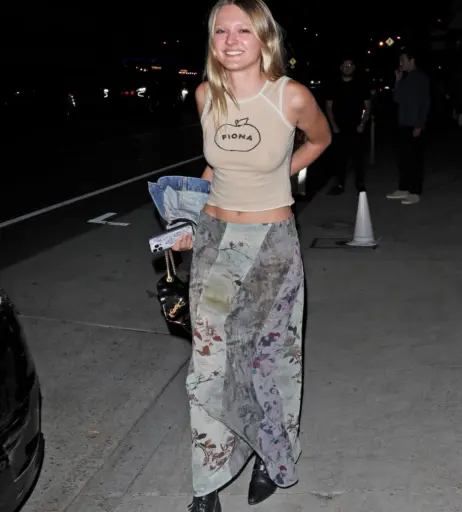 Image 4846560 from Charlotte Lawrence