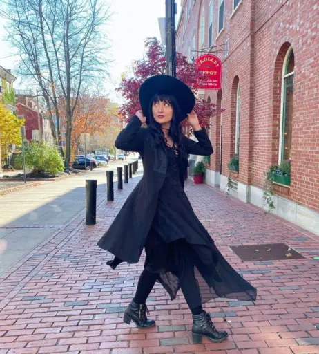 Image 4835611 from Brizzy Voices/Anna Brisbin