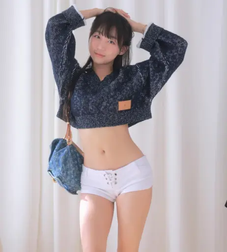 Image 4838364 from Eunji Pyoapple