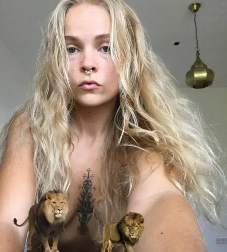 Image 482439 from blondeluna