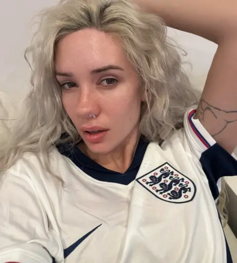 Image 4829112 from Alanah Pearce - charalanahzard