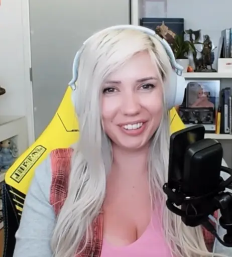 Image 4814211 from Alanah Pearce - charalanahzard