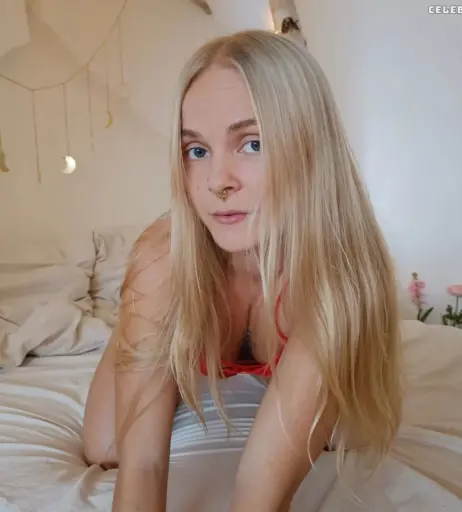 Image 481251 from blondeluna