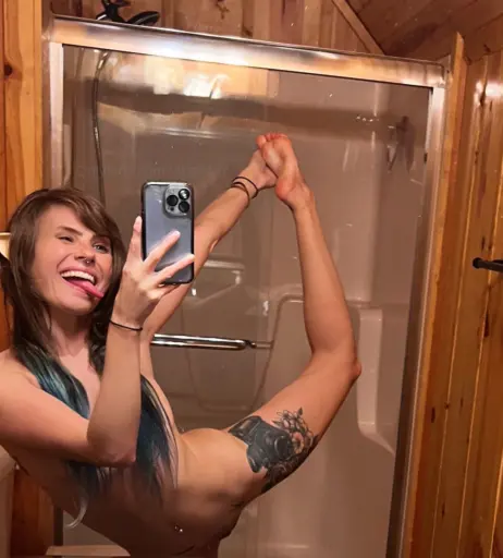 Image 4819605 from Tabby Ridiman / Tabs24x7