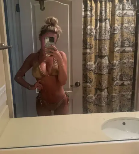 Image 4808618 from Breckie Hill / @breckiehill