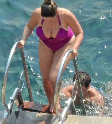 Image 4981276 from Kelly Brook