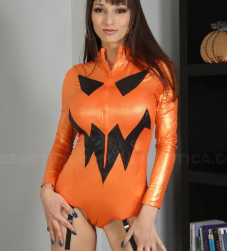 Image 4974400 from Lexi Luna