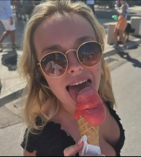 Image 4965756 from Izzy Hammond