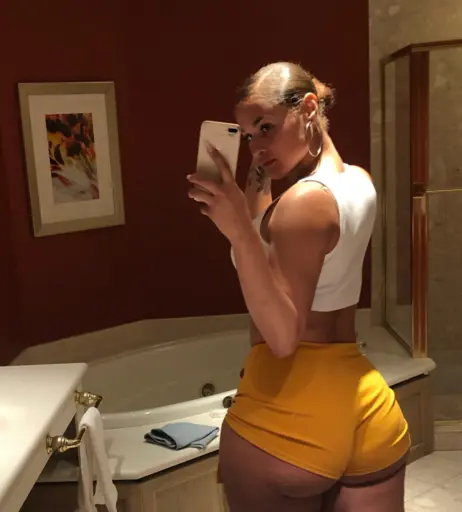 Image 4960093 from Janae Girard / Janaevic / Janaeegf / Babyface