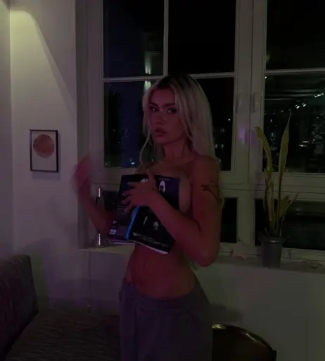 Image 4944326 from Gwendolynceline