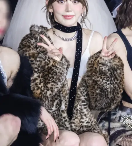 Image 4941206 from Sakura Miyawaki 宮脇 咲良 | LESSERAFIM