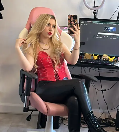 Image 4925898 from georgina_jgr (cheekygigi)