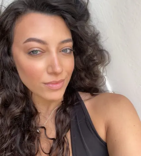 Image 4926422 from Liala Naema