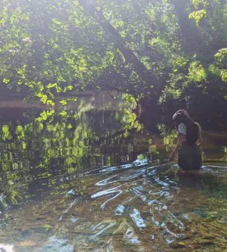 Image 4924921 from Jess of the Shire